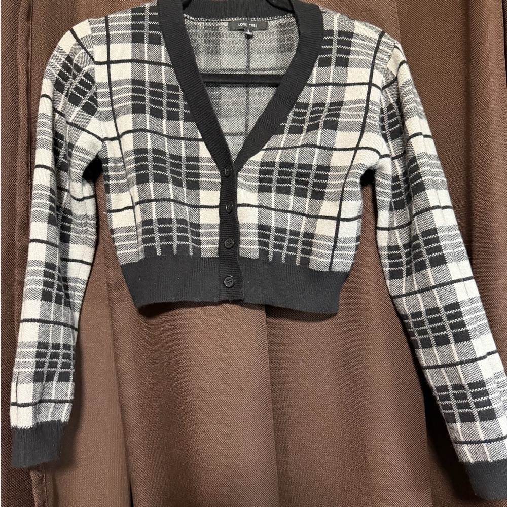 Love Tree Black and Cream Plaid Cardigan
